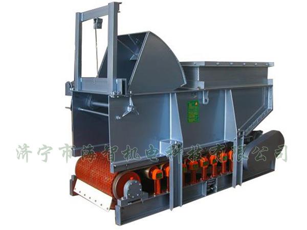 用手動、電動、液動或氣動驅動齒輪帶動弧型齒條來開啟或關閉扇型閘門